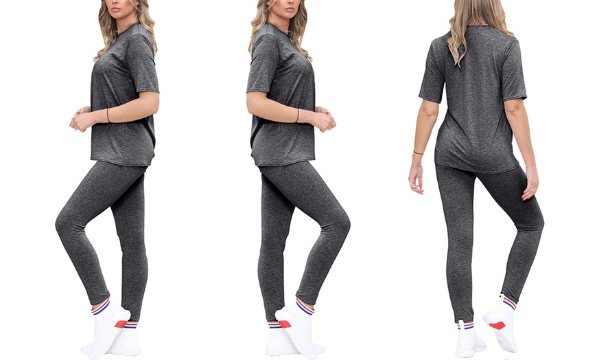 Image 16: Women's Oversized T-shirt and Leggings Co-Ords Lounge Set