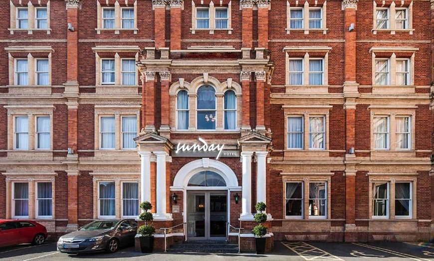 Image 1: Devon: Elegant 4* Stay with Breakfast & Late Check-out