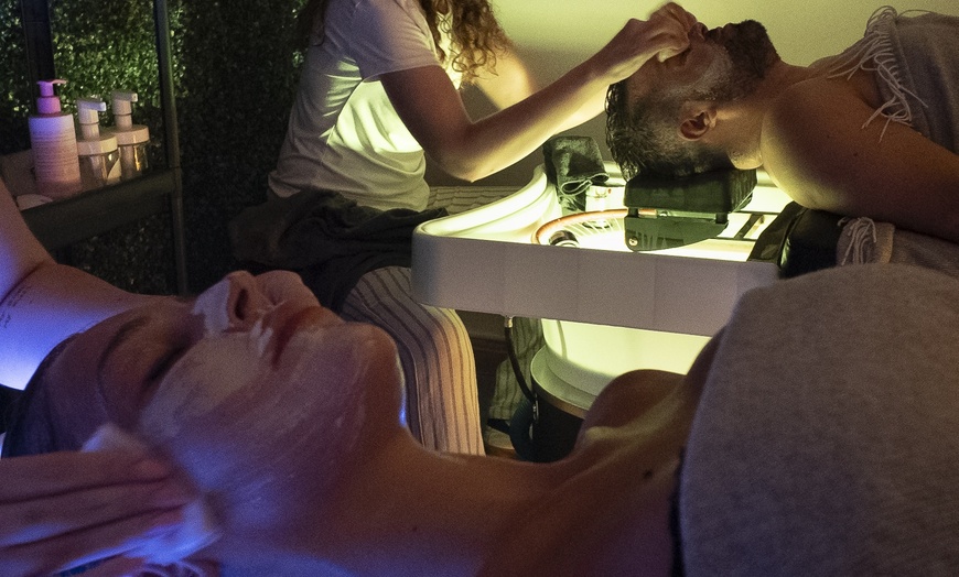 Image 15: Head spa japonés en pareja con masaje de busto, chocolate y té
