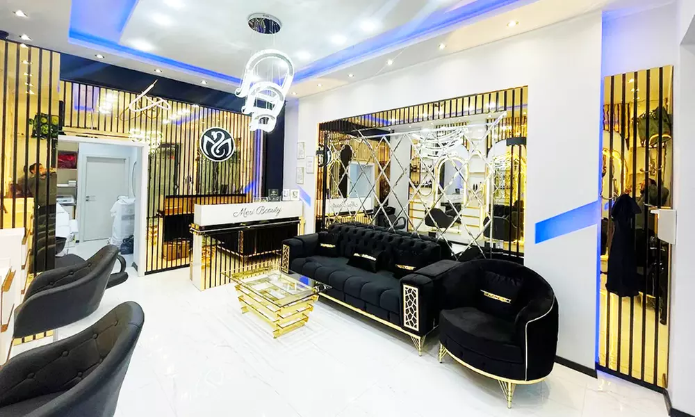 Aqua-Facial, Microneedling, oder Anti-Aging-Behandlung für 1 Person