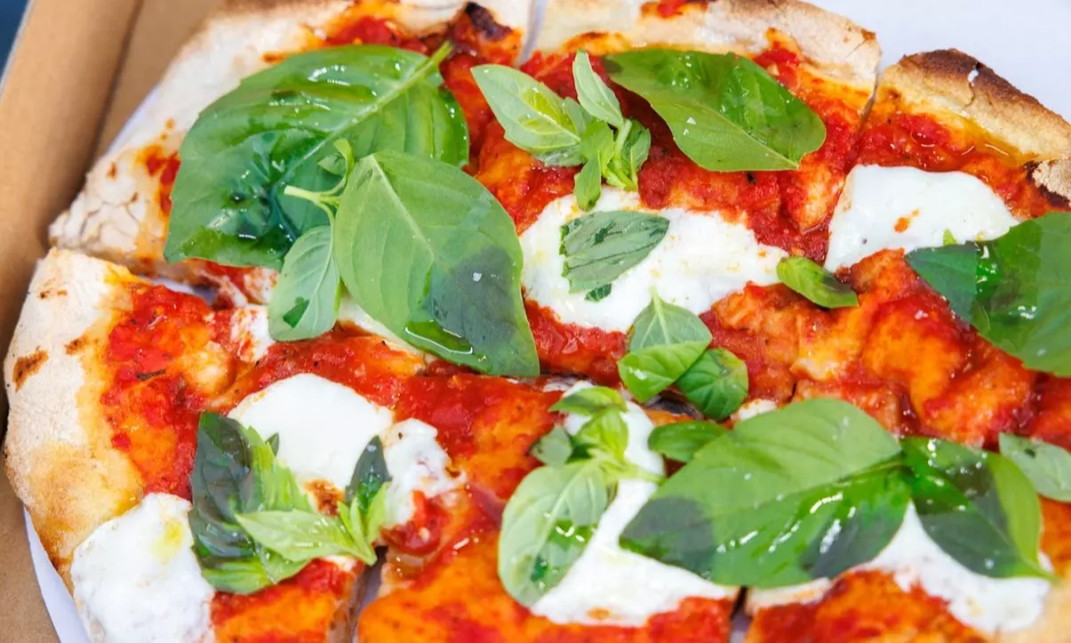 General Admission for Two to Foodie Fest with Two Drinks 