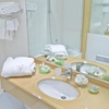 Image 12: Cognac : chambre supérieure, deluxe ou suite avec pdj et spa en option