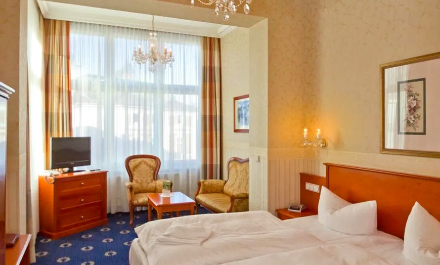 Image 10: Usedom: Doppelzimmer mit Frühstück und zusätzlichen Annehmlichkeiten