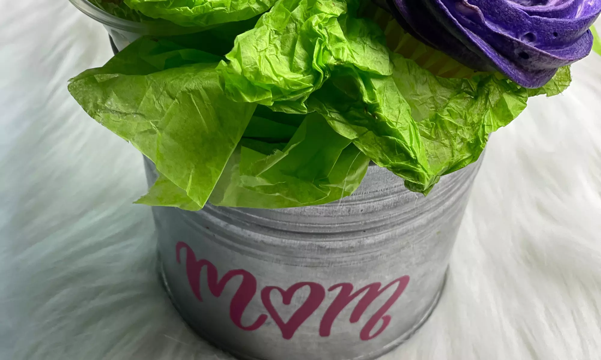 Sip & Build A Cupcake Bouquet or DIY Cupcake Decorating Kit