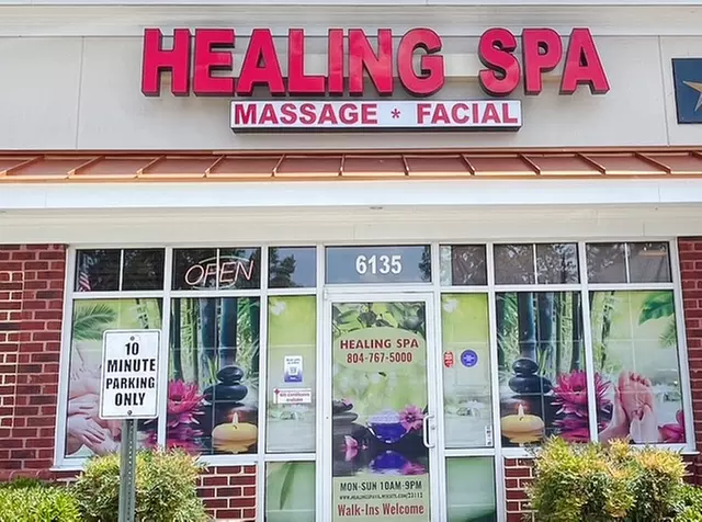 60-Minute Deluxe Massage with Hot Stones Treatment for One or Couples or 45-Minute Combo Massage (Up to 30% Off)