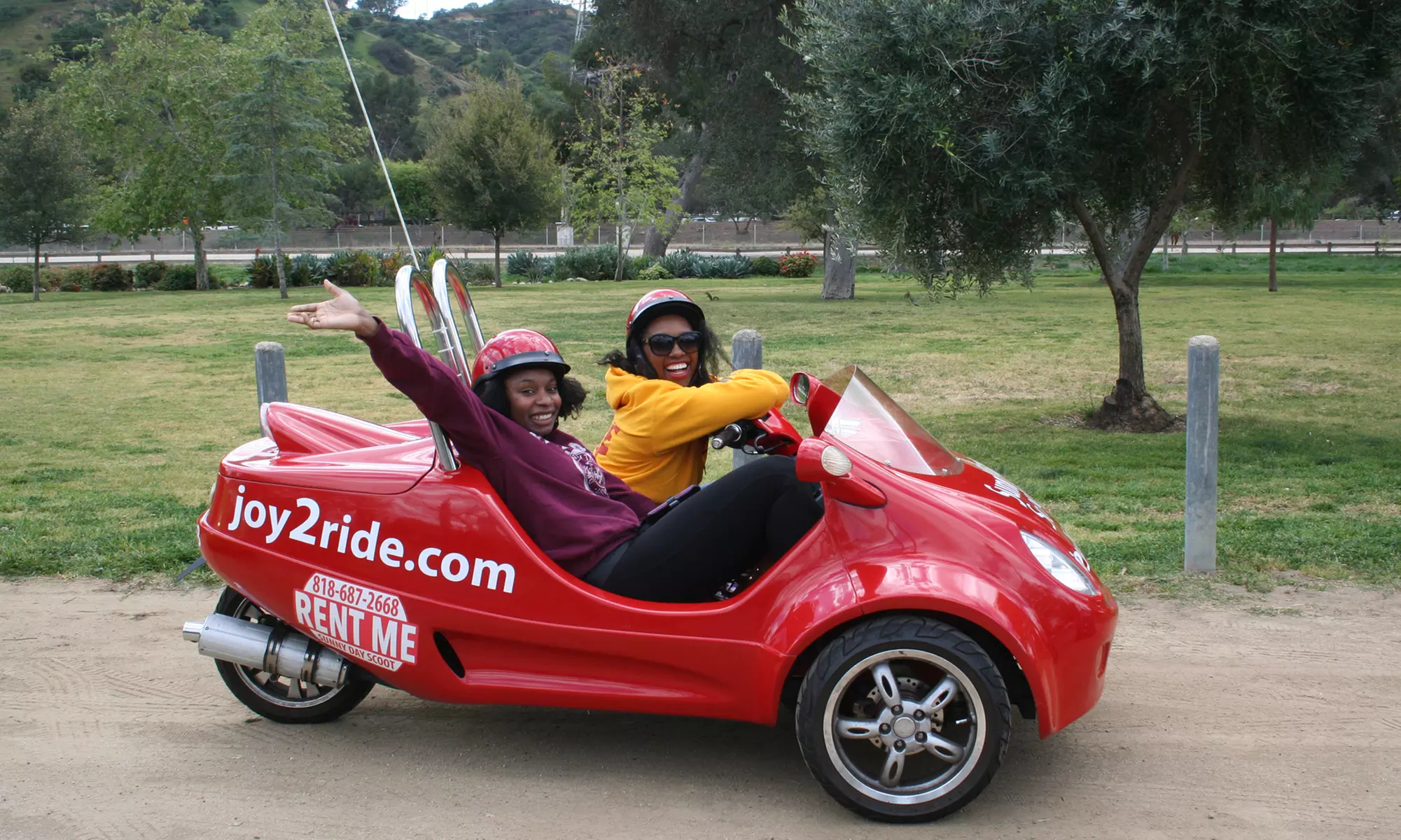 Explore LA in a Scoot with Picture Package Tour Experience For Up to 8