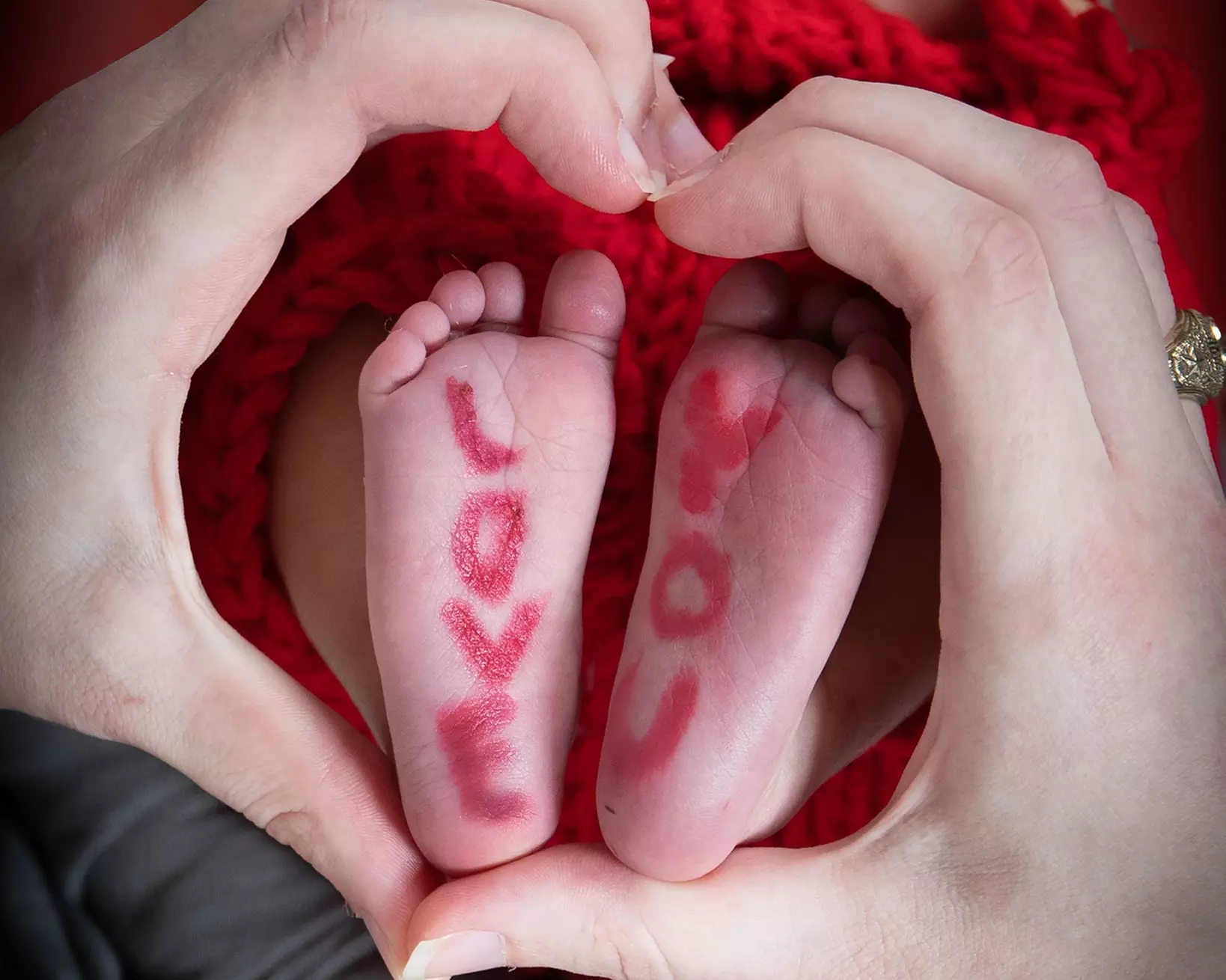 60 Min Outdoor Photography, 30 or 60 Min In-Studio Photography & More