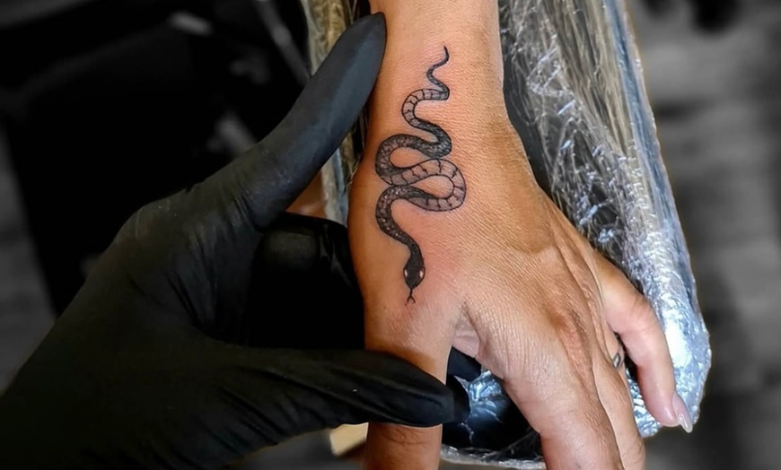 Image 3: 50 oder 100 € Wertgutschein anrechenbar auf Tattoo-Dienstleistungen