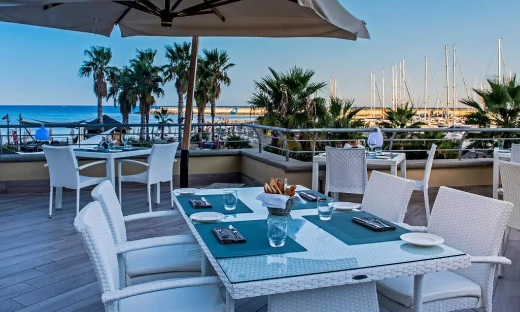 Liguria 4*: camera Superior con colazione o mezza pensione