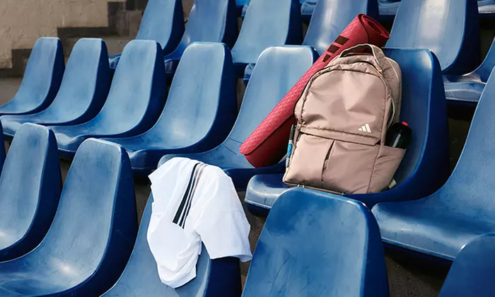 adidas Geschenkkarte | Erhalte 50€ (+10 € Extra) / 100 € (+20 € Extra)