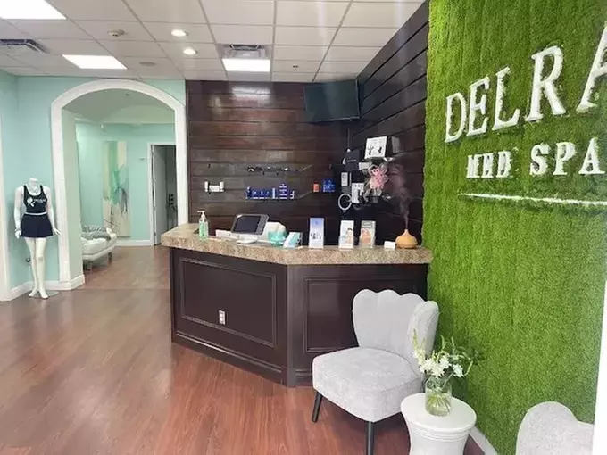 In-Office Teeth Whitening Treatments at Delray Med Spa