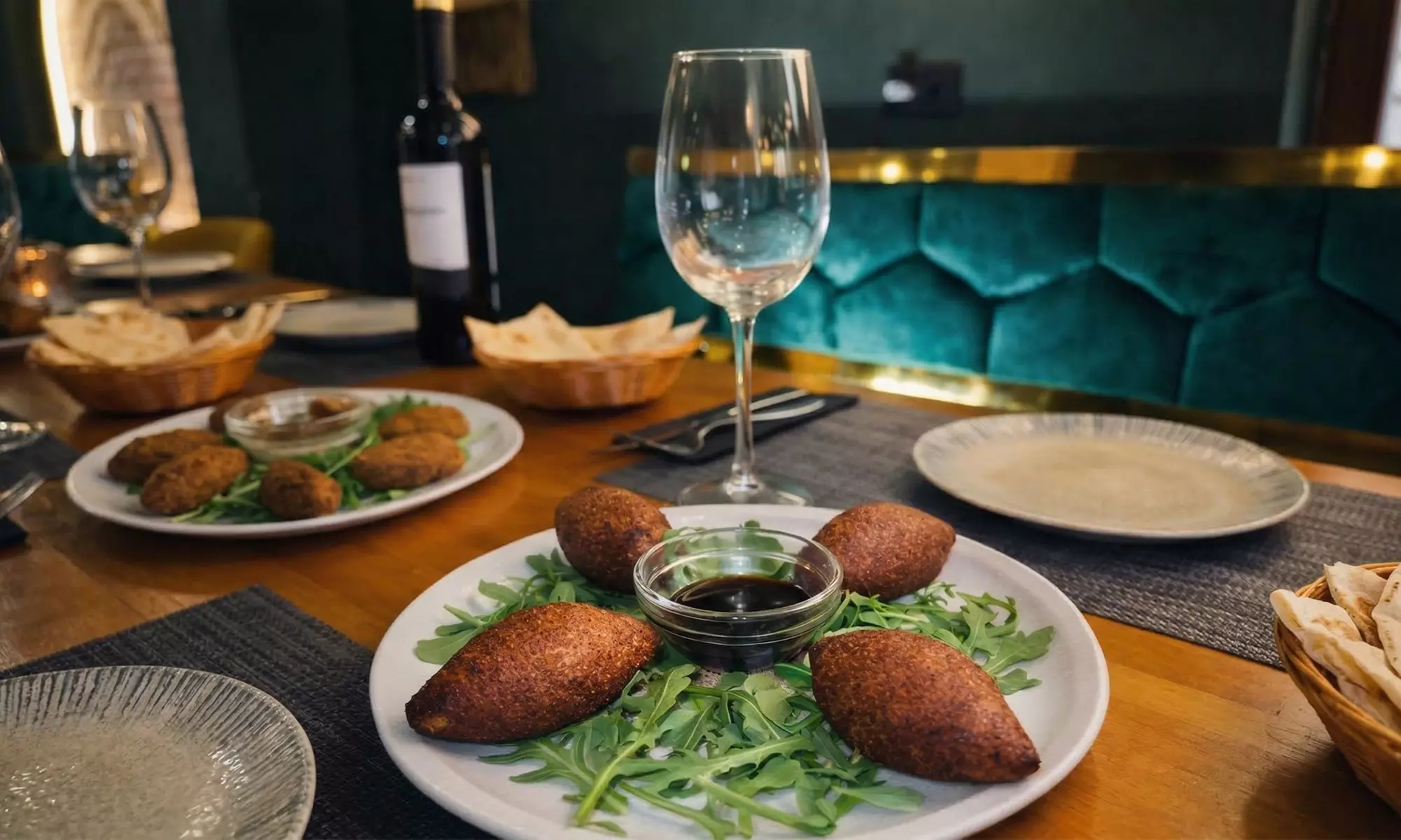 Degusta la cocina árabe: menú degustación completo para 2 o 4 personas