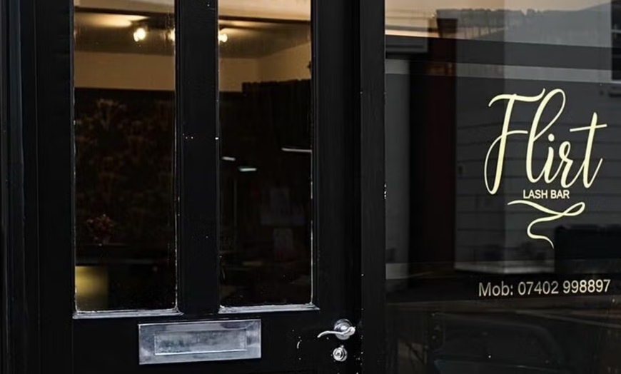 Image 4: Indulge in a 60min Pamper Package of your Choice