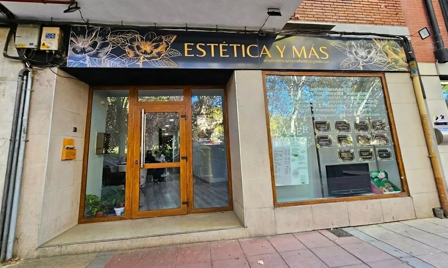 Ritual exfoliante de 1 hora con masaje, exfoliación y ducha templada