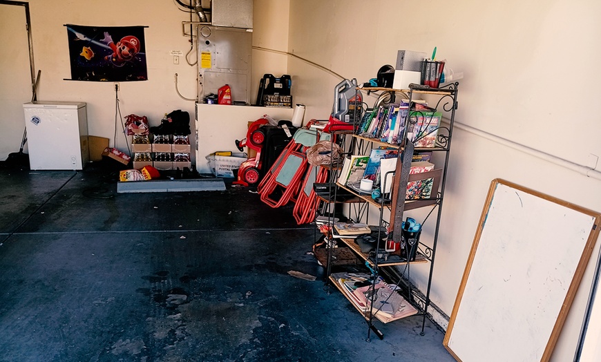 Image 2: Home Cleaning: 3–5 Hour Sessions or Half-Bath Deep Clean with Supplies