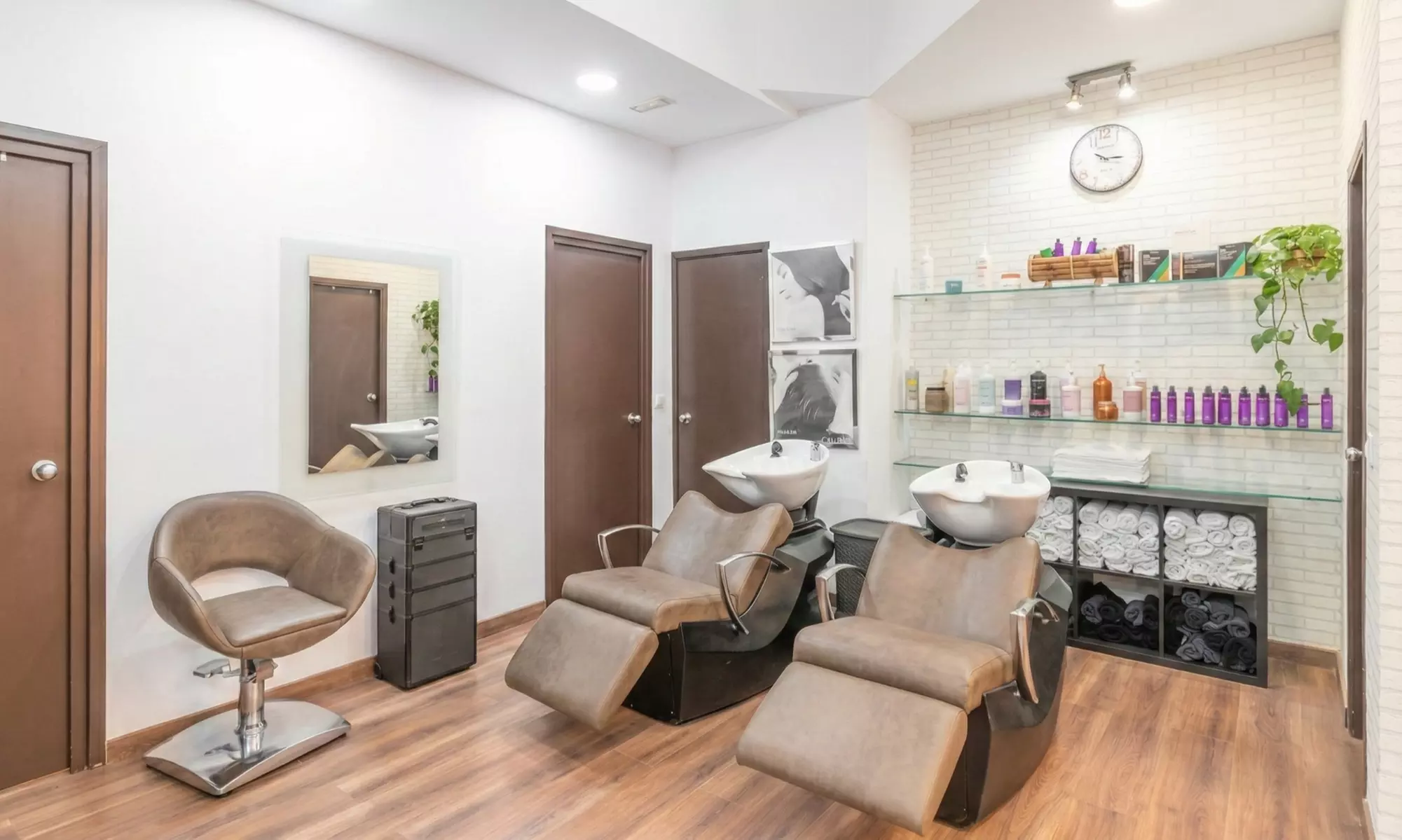 Visagismo con opción a henna, laminado de cejas y lifting de pestañas