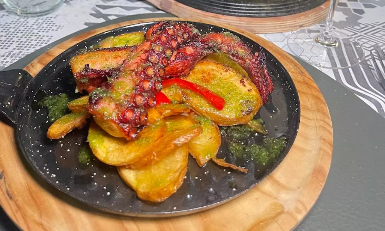 Menú completo con platos típicos españoles para 2 o 4 personas