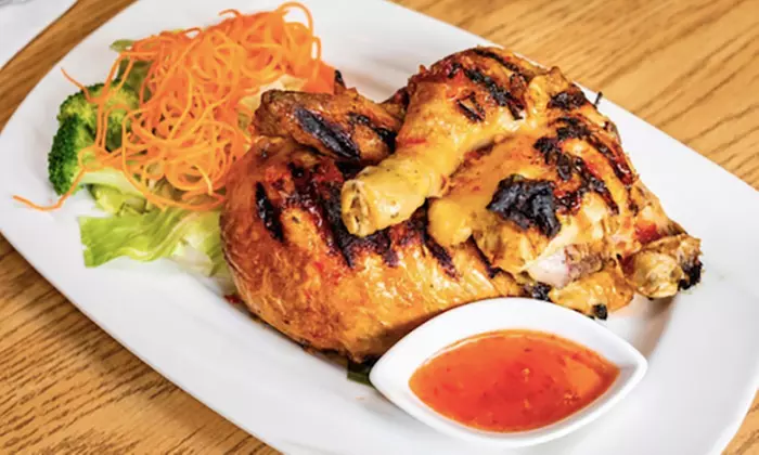 Indulge in Dinner For Two or Four with Cocktails, Beer or Wine
