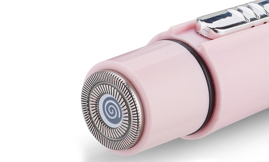 Image 5: 4 in 1 Beautician Beauty Grooming Wand