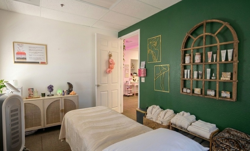 Image 2: Relax Yourself with Lymphatic Drainage Massage Sessions