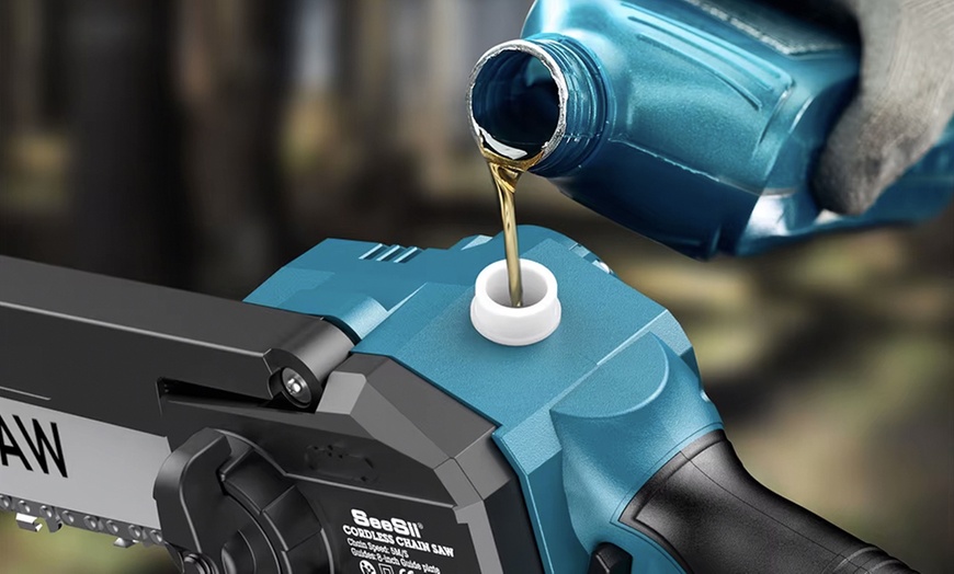 Image 9: Sélection d'outils de coupe électriques