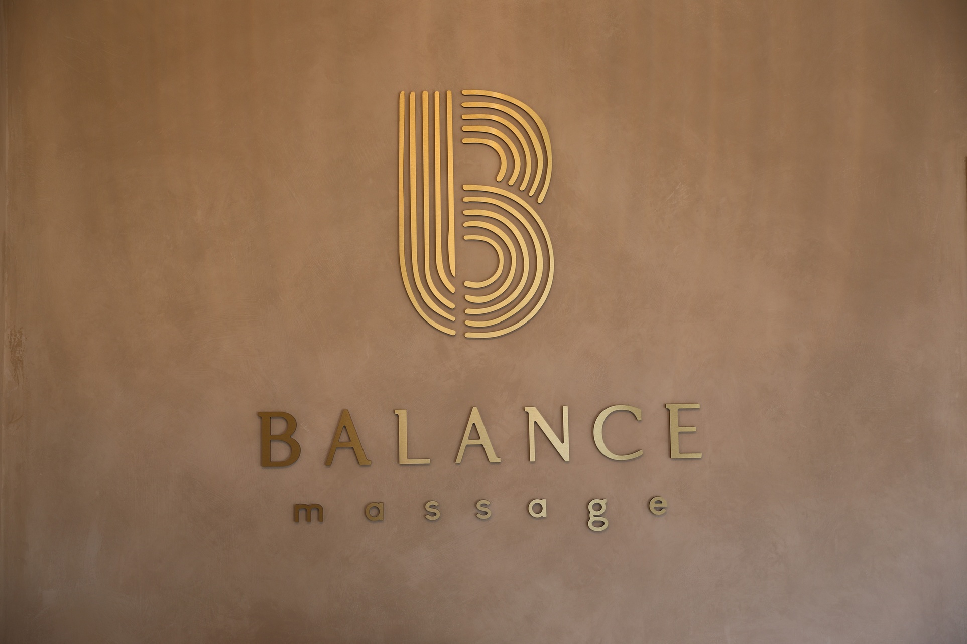 Choice of 60 Minute Massage Pampering Package