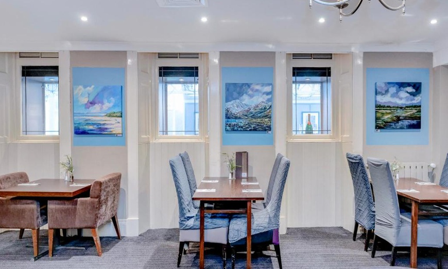 Image 19: Dundee: Elegant 4* Stay with Breakfast & Dinner