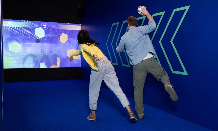 Image 14: 45 oder 90 Min. SOCCERBEAT für 1 Person: Fußballwelt mit 13 Spielzonen für Spiel & Wettbewerb (bis 32% sparen)