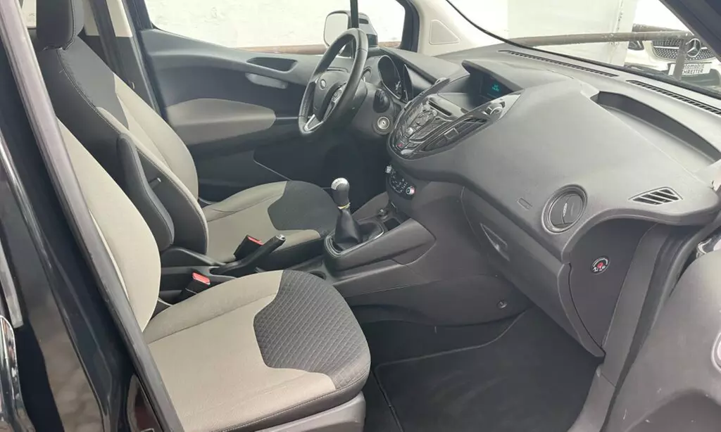 Innenraumreinigung opt. mit Außenwäsche für 1 PKW