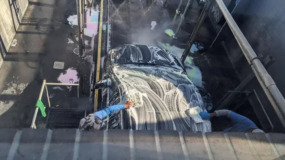 Exterior and Interior Hand Wash with Spray Wax