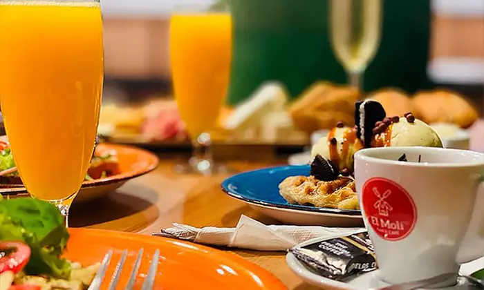 Brunch para 2 o 4 personas en El Molí Pan y Café Rambla