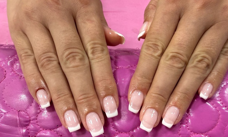 Image 4: Pamper Yourself with One Session of Classic or Gel Mani-Pedi