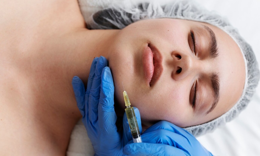 Image 6: Bioestimulación capilar o facial con opción a vitaminas