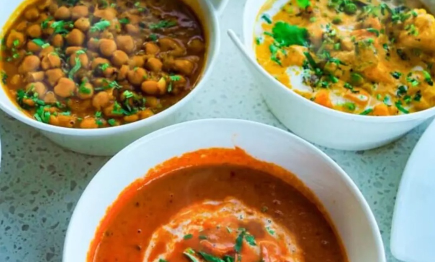 Image 5: Enjoy a Flavorful Dining Experience With Tailored Meal Options