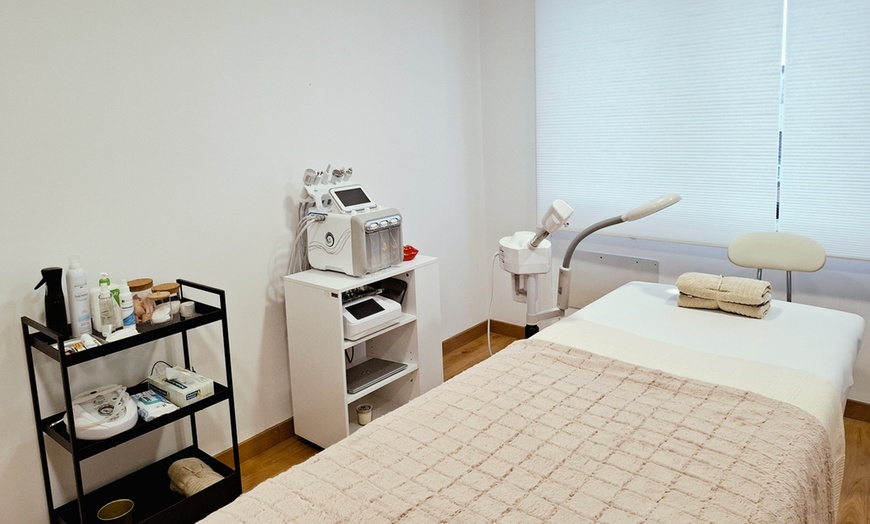 Image 2: Limpieza facial profunda con opción a tratamiento o higiene avanzada