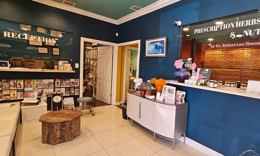 Image 3: 23% Off on Therapeutic Massage at Healing Tree Acupuncture