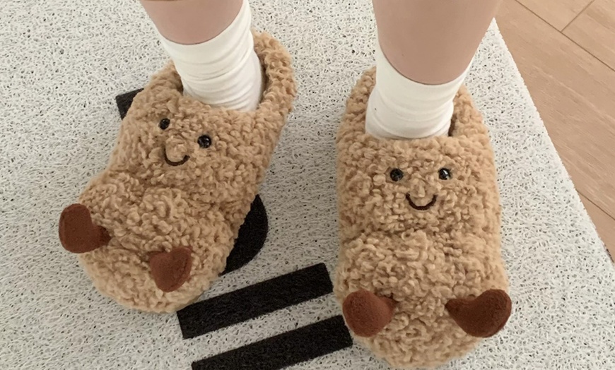 Image 22: Cosy Unisex Home Slippers with Non-Slip EVA Sole