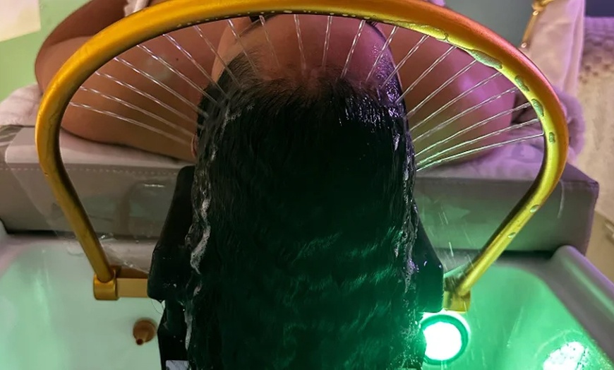 Image 4: Get Japanese Head Spa: Let's Glow or Quasha Quartz Radiance Packages