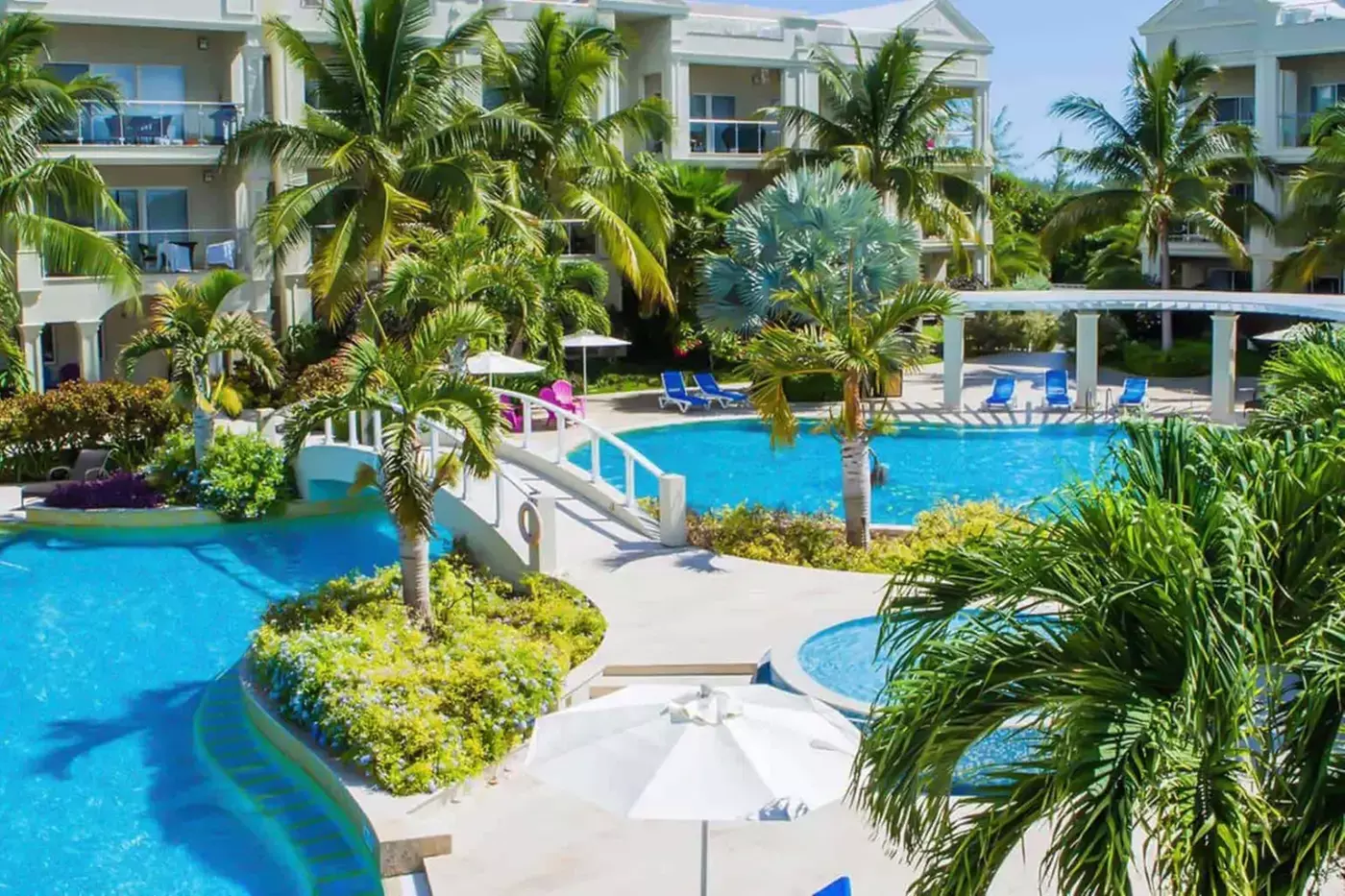 ✈ 4-Day Stay at Atrium Resort with Air from Great Value Vacations