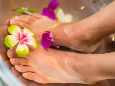 One Ionic Detox Foot Bath for One (45min) - Pure Wellness