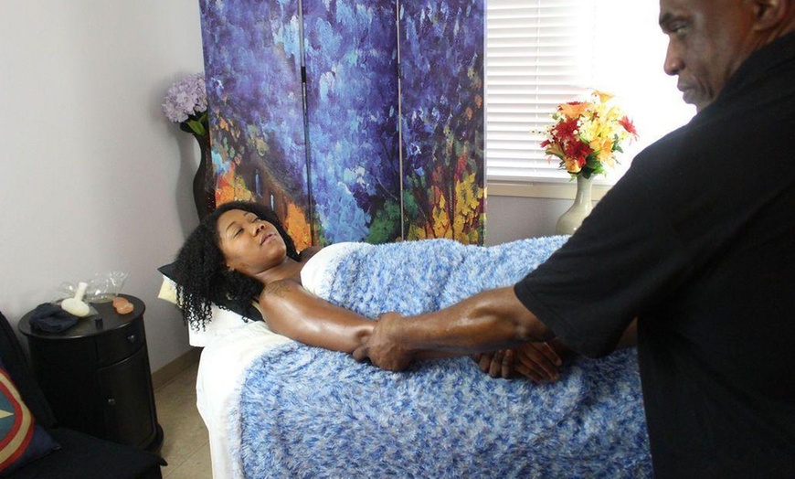 Image 13: 30-, 45-, 75-, or 120-Minute Nemby Massage + Aromatherapy & Add On