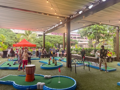 Mini Golf for Two - Birdie Time Pub Honolulu, HI
