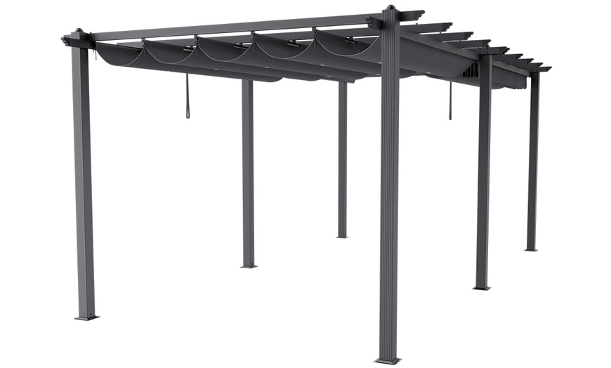 Image 9: Outdoor Pergola