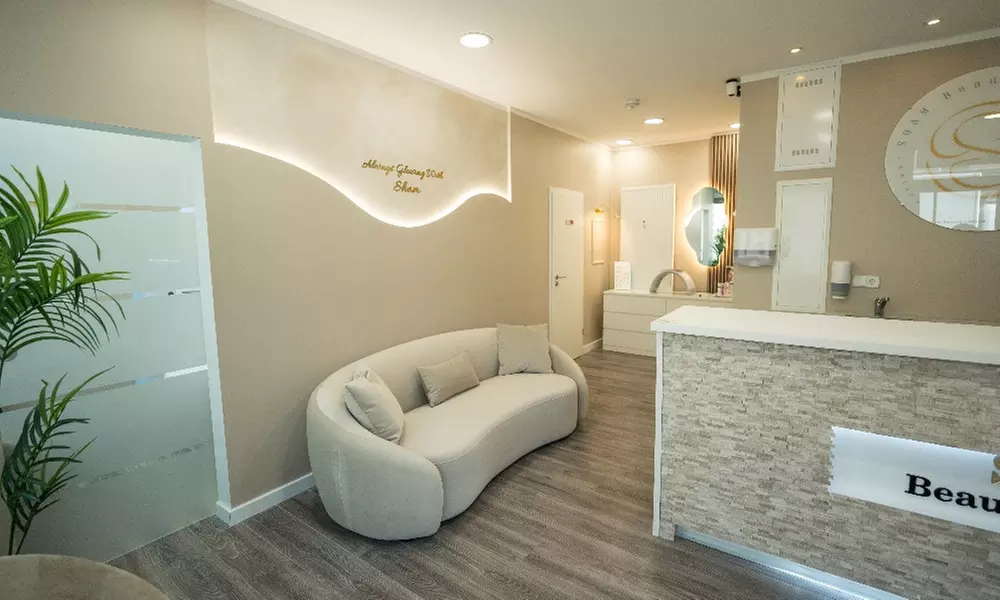 Verwöhne deine Haut: Microneedling Gesichtsbehandlung