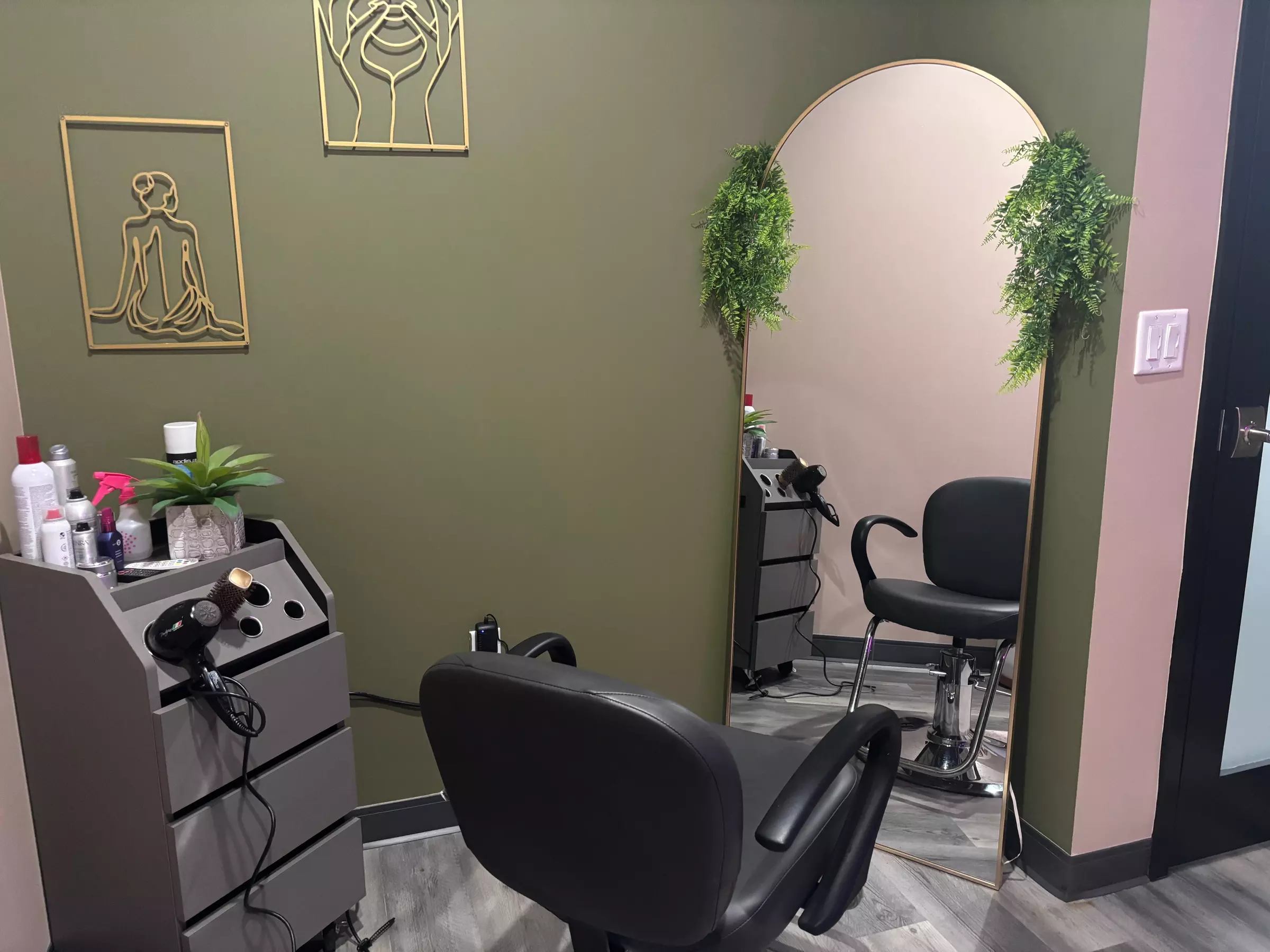 60-Minute Signature Or 90-Minute Deluxe Head Spa Experience at Beauty Portal Head Spa (Up to 47% Off) - Second Medium