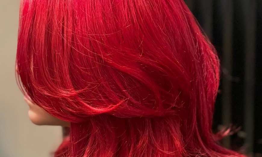 Image 3: Premium Haircare: Cuts, Color & Scalp Treatments for Men & Women