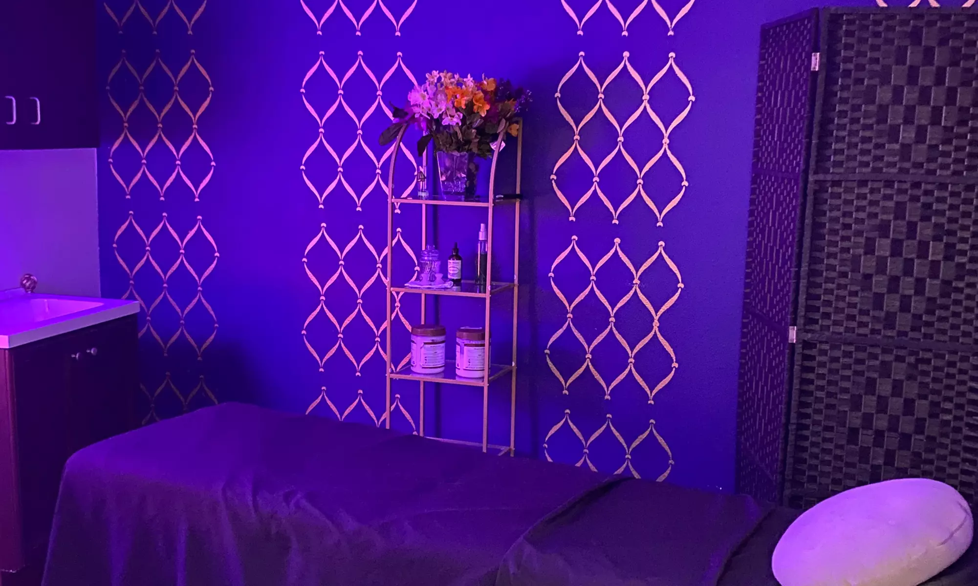 60 or 90-Min Deep Tissue, Swedish Massages, Stretch Sessions & More 