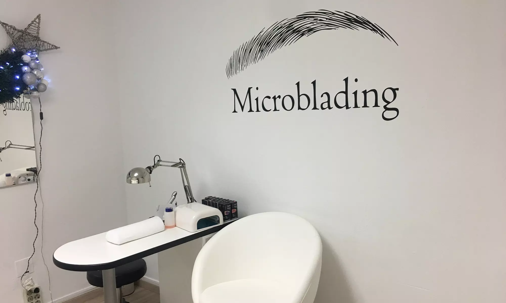 Cuidado de cejas y pestañas en Anush Khachatryan