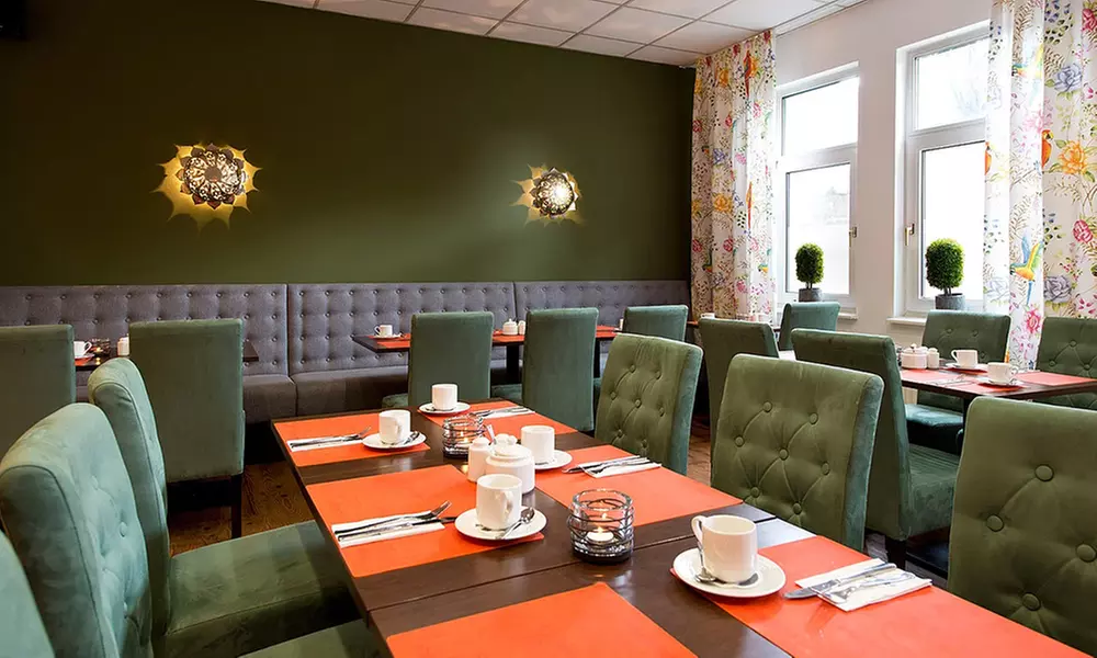 Frühstücksbuffet inkl. 1 Glas Sekt für 2 oder 4 Personen