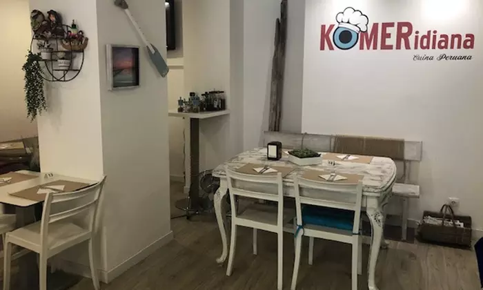 Menú peruano para 2 o 4 personas con bebidas y postres